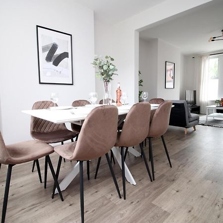 Large 5 Bedroom House - Harlequin Gardens By Ty Sa Cardiff Esterno foto